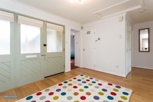 Entrance Hall- click for photo gallery